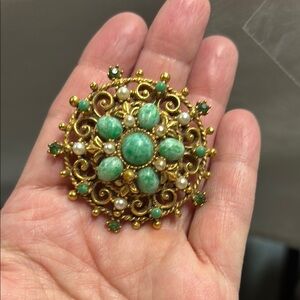 Vintage-Inspired Gold and Green Brooch-Florenza
